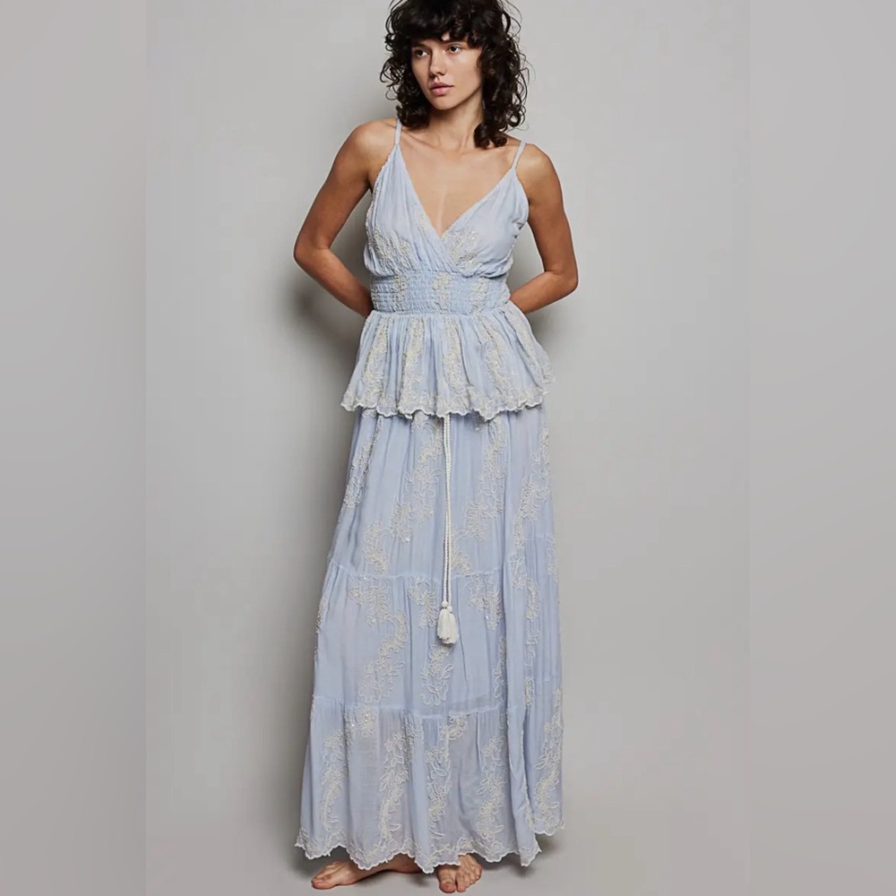 POL 2 PCS SET! Baby blue with tiny sequins top and skirt S-L